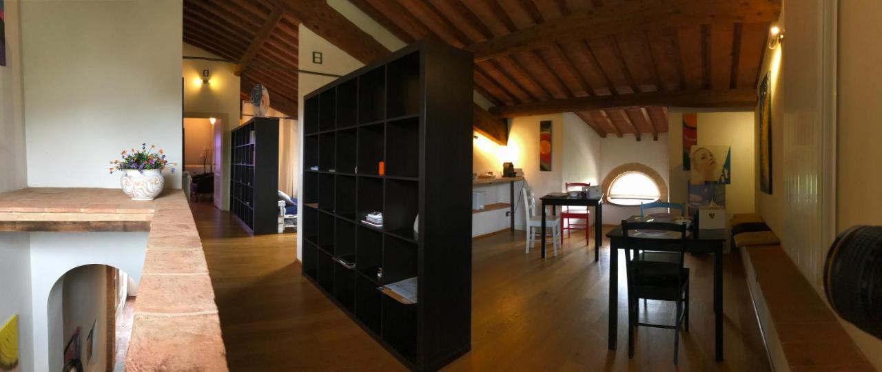 L'Albero Di Gameli Bed & Breakfast Chiusi Exterior photo